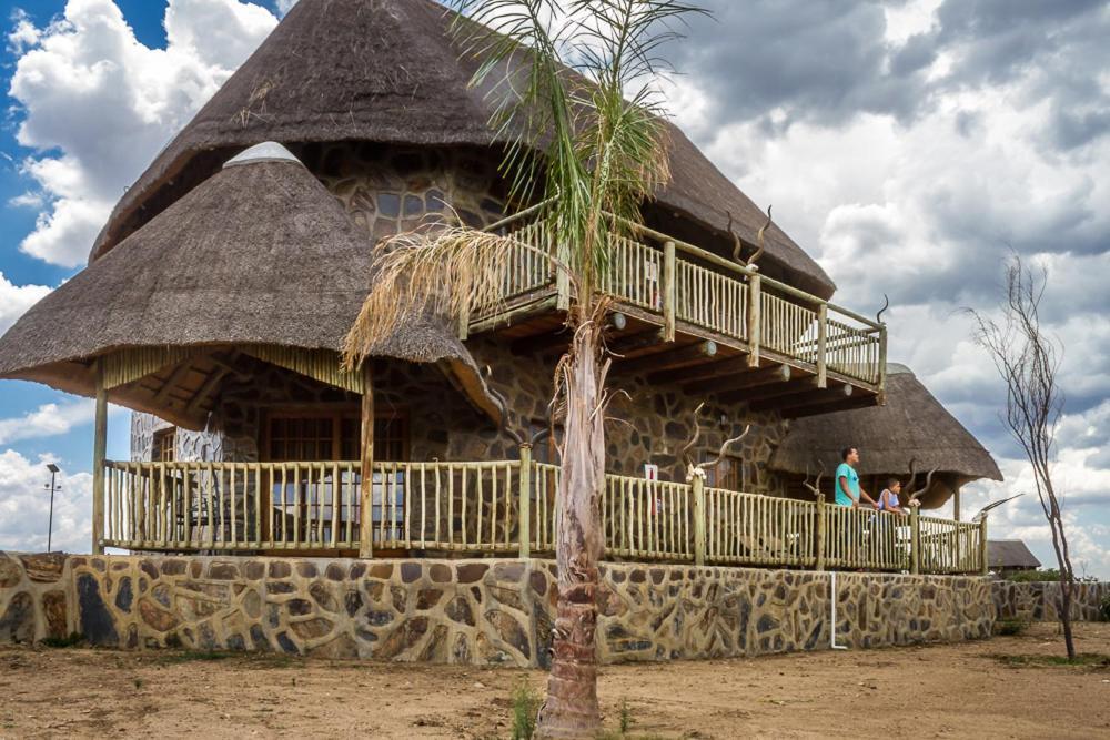Big Valley Game Lodge Lobatse Esterno foto