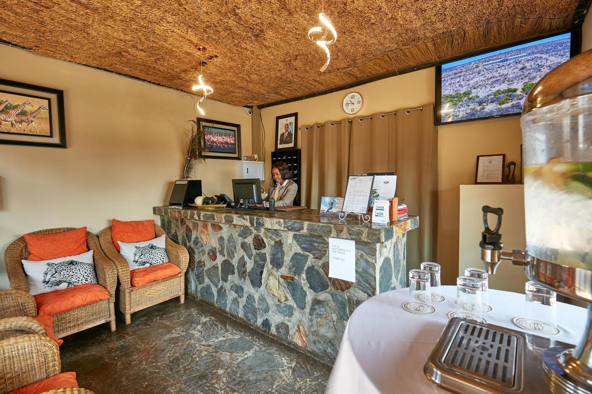 Big Valley Game Lodge Lobatse Esterno foto